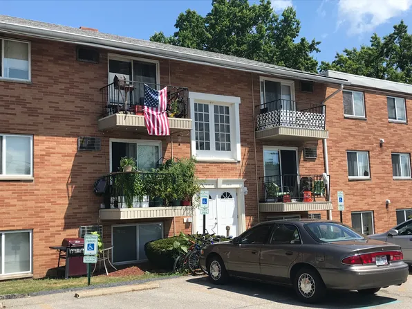 The Meadows Patio Apartments - HEAT INCLUDED!