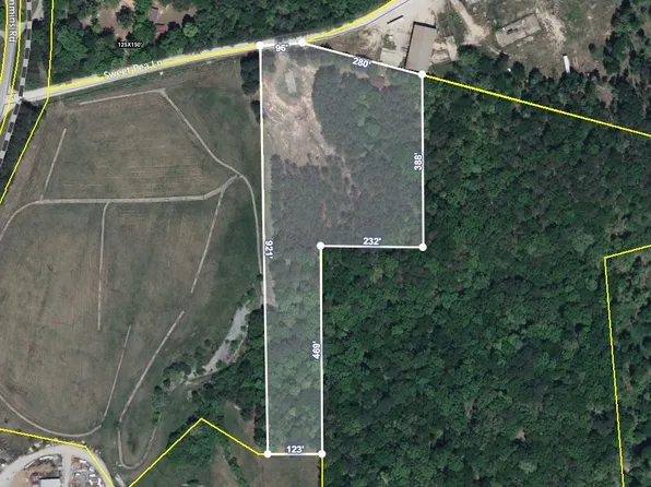 653 Noah Dr, Hohenwald, TN 38462