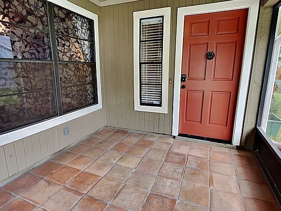 2nd image of 3735 Okeechobee Cir