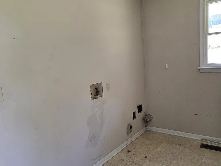603 Westside Dr — Photo 7