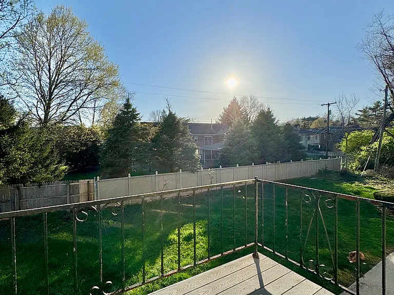 163 Lakeshore Dr #A04 — Photo 5
