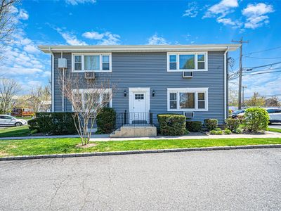 96 Finch Lane #2B, Islip, NY, 11751