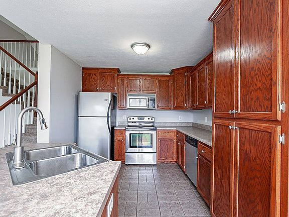 4th image of 1063 Cindy Jo Ct