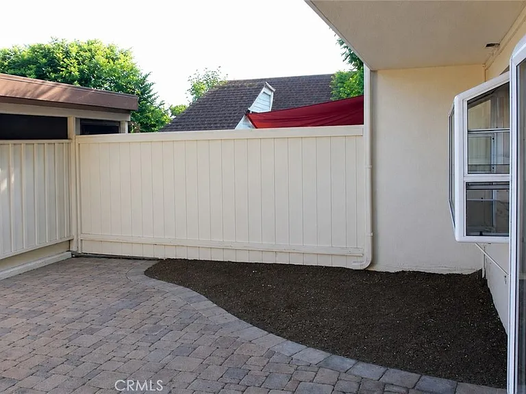 9746 Monte Carlo Cir — Photo 26