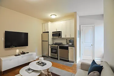 225 Central Park North