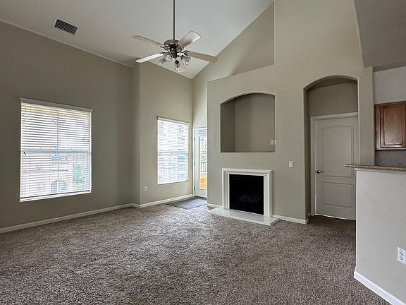 4th image of 5350 Dunlay Dr Unit 2913