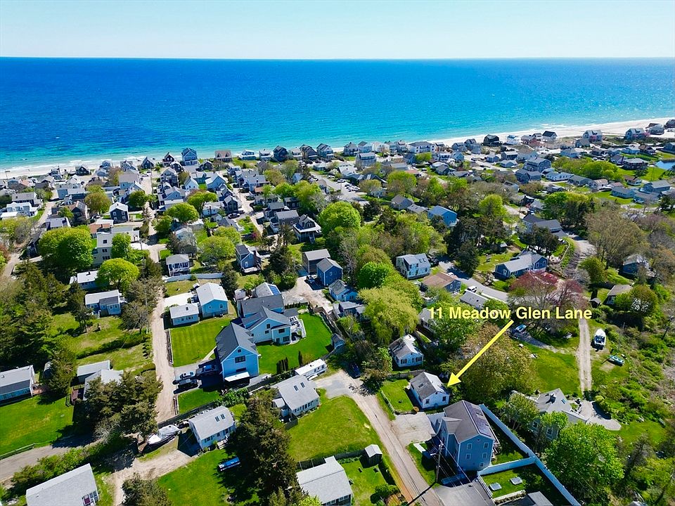 1st image of 11 Meadow Glen Ln