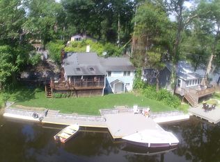 19 Laurel Cove Rd, Andover, NJ 07821