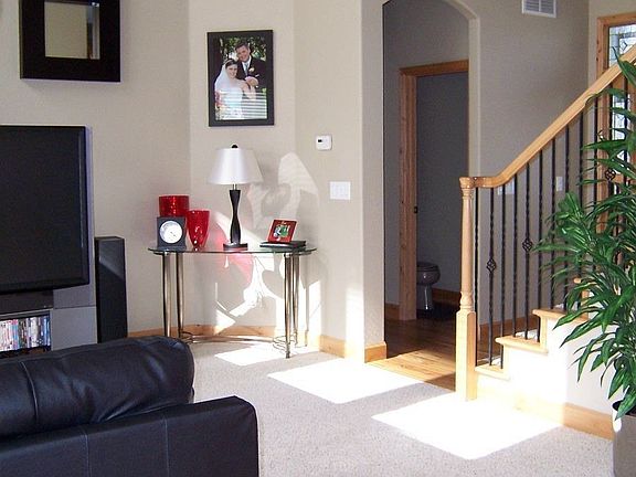 5th image of 3221 67th Avenue Pl
