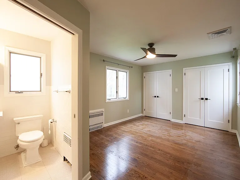 30 Chestnut Hill Pl — Photo 10