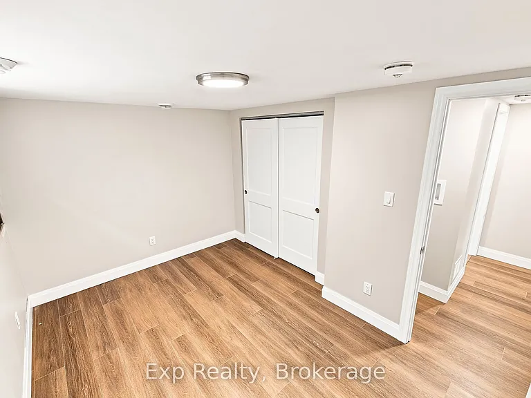 372 Major St #B — Photo 27