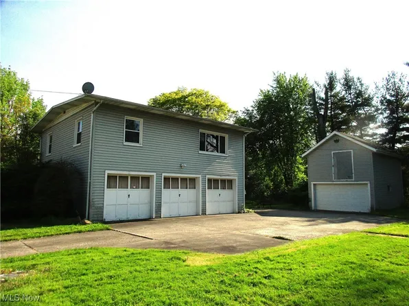 2905 Montgomery Ave NW, Warren, OH 44485