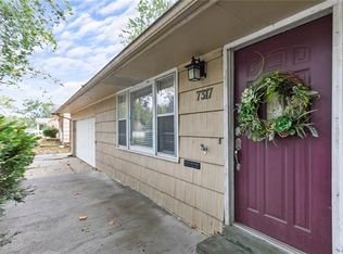 7317 Blue Ridge Blvd, Raytown, MO 64133