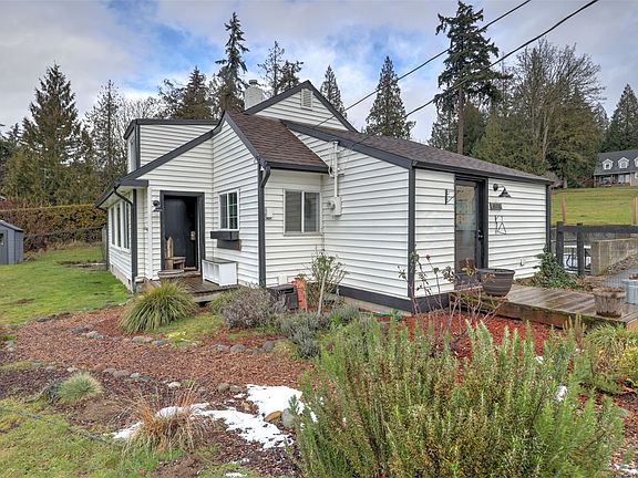 4th image of 30706 108th Avenue SE