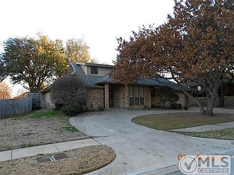 1st image of 10017 Stoneleigh Dr
