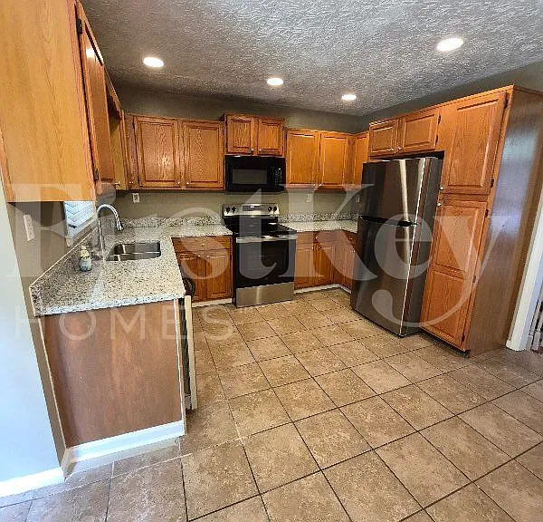 2518 Lorne Ct SW — Photo 6