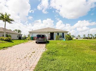 2318 NE 36th St, Cape Coral, FL 33909