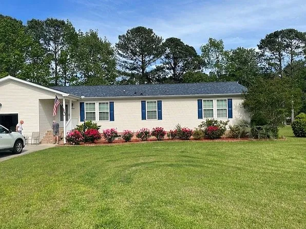 4453 Manitook Dr, Little River, SC 29566