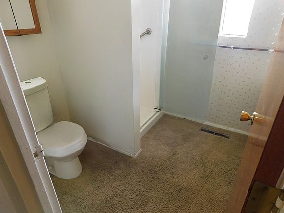 5th image of 926 Matador Dr SE