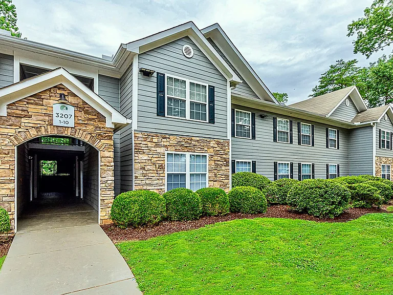 Fulton Pointe Apartments — Photo 15