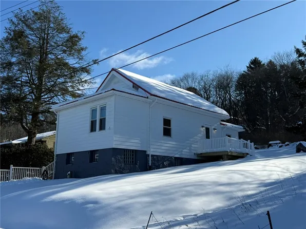 28 Bredin Ave, Lyndora, PA 16045