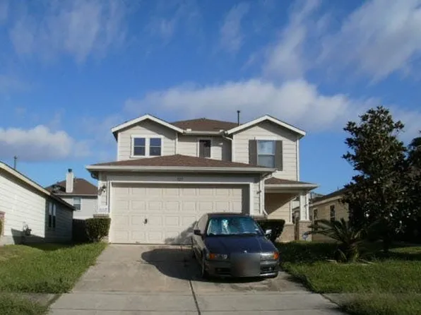 323 Remington Bend Ct, Houston, TX 77073