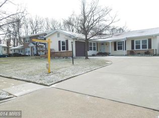 1606 E Jefferson Ct, Sterling, VA 20164