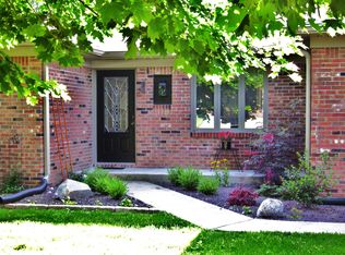 2252 Horizon Blvd, Greenwood, IN 46143