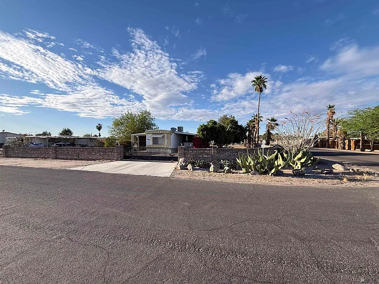 9384 E Ranch Dr — Photo 1