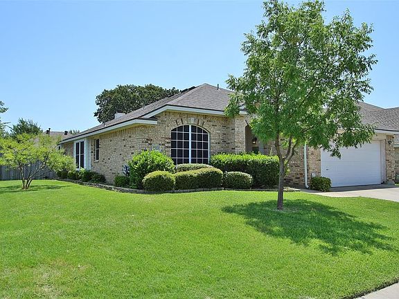 3rd image of 7020 Herman Jared Dr