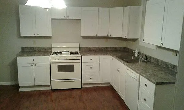 1025 Hancock Ave photo 1