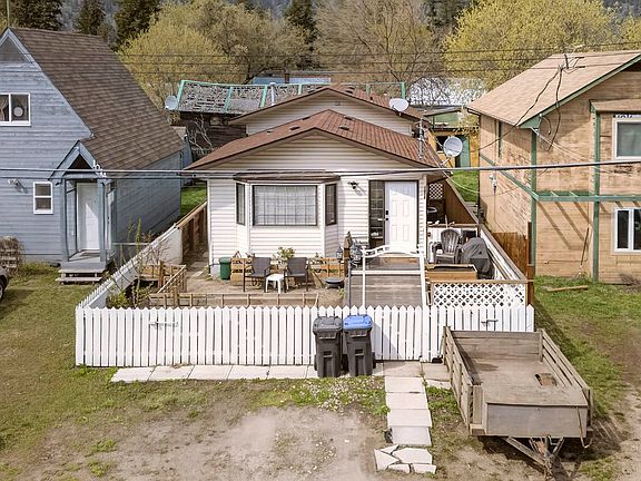 2nd image of 1018 Hillside Ave