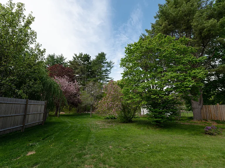 Black Point Rd — Photo 10