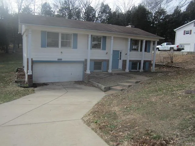 108 Forest Hills Dr photo 1