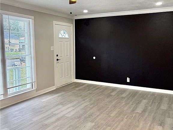 4th image of 409 Devon St