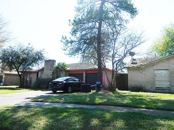 2nd image of 13106 Ferry Hill Ln