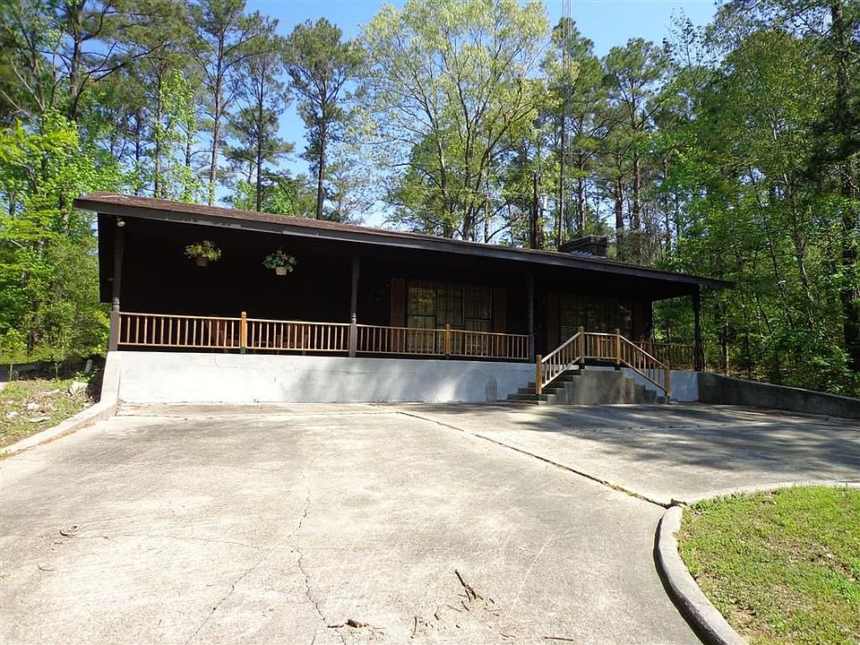 1st image of 305 Post Oak Ln S