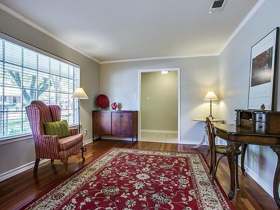 5th image of 3605 Glenmont Dr