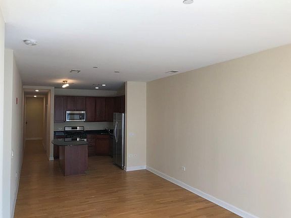 2nd image of 1124 Lake St