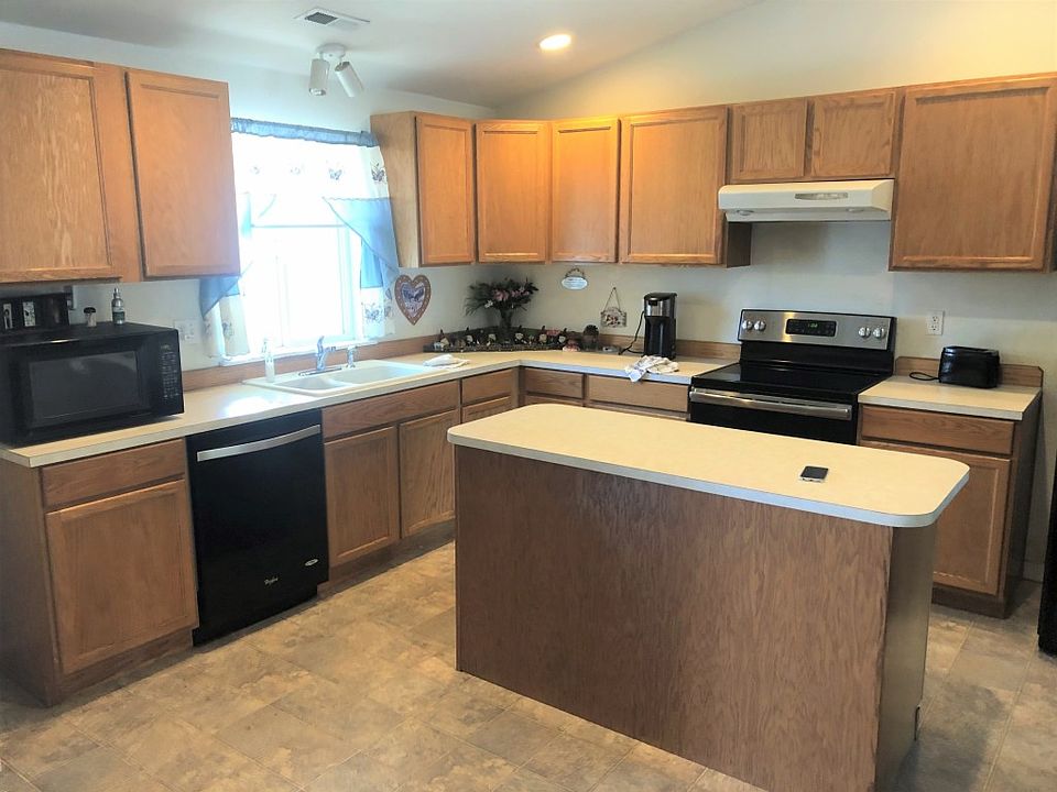 2nd image of 1438 E St
