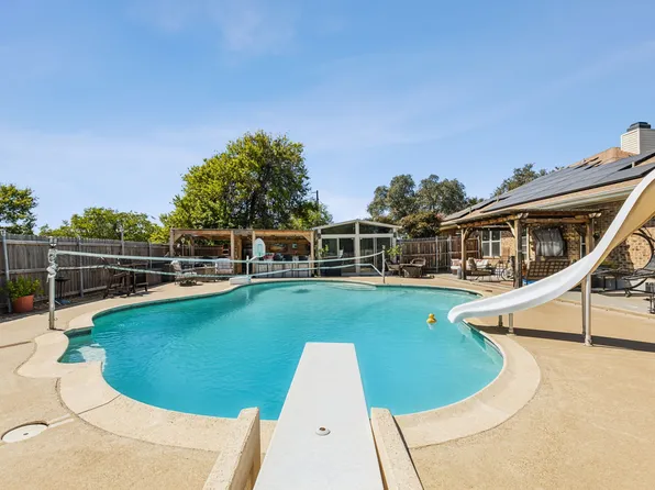 301 Collin St, Red Oak, TX 75154