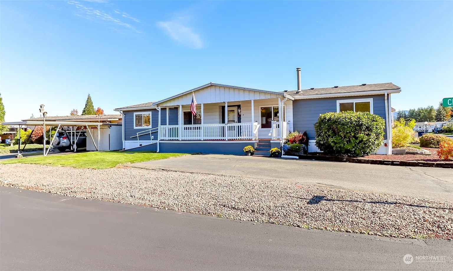 1271 Maple Drive #1271 photo 1
