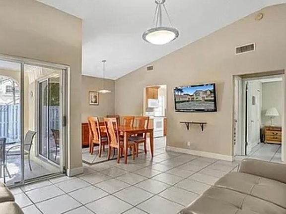 3rd image of 605 NW 108th Ter