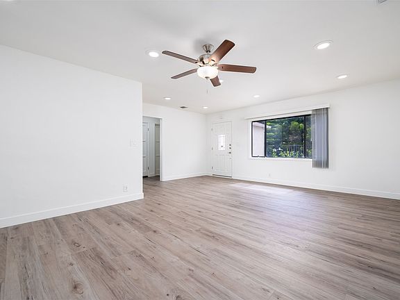 5th image of 2029 Republic Ave
