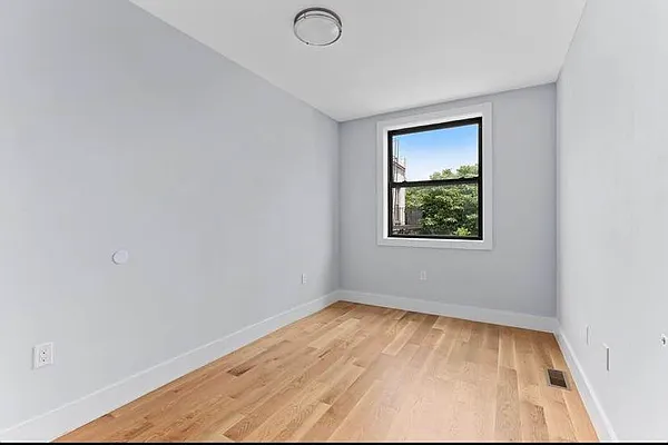 Rented by Douglas Elliman | media 10