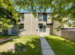 7205 S 4th St NE #13, Calgary, AB T2K5S3