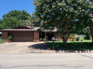 5321 Lower Birdville Rd, Haltom City, TX 76117