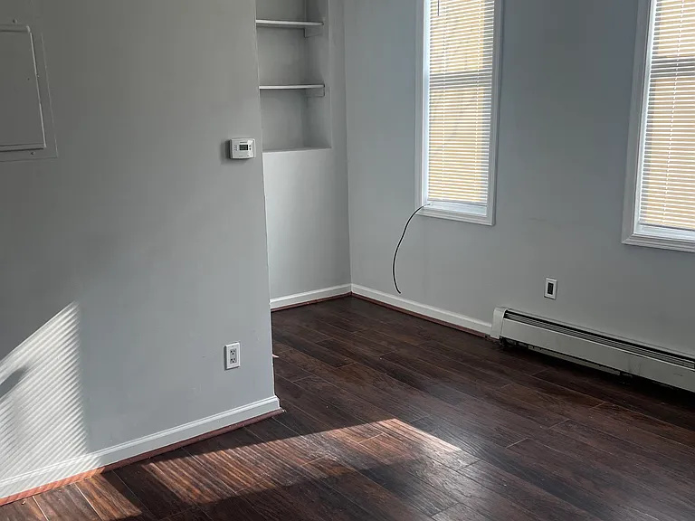 335 E Girard Ave #1 — Photo 8