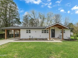 326 S Fowler St, Clinton, TN 37716