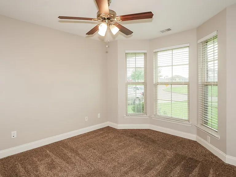 8896 Willa Jean Cv — Photo 12